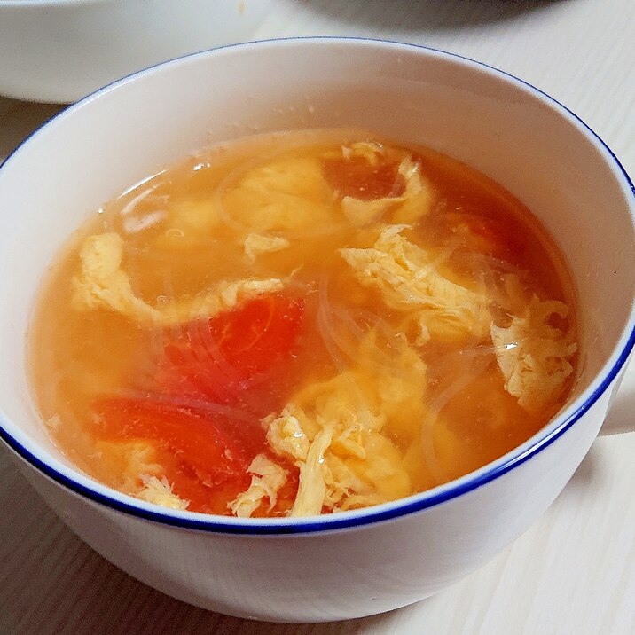 トマトと玉子の春雨スープ